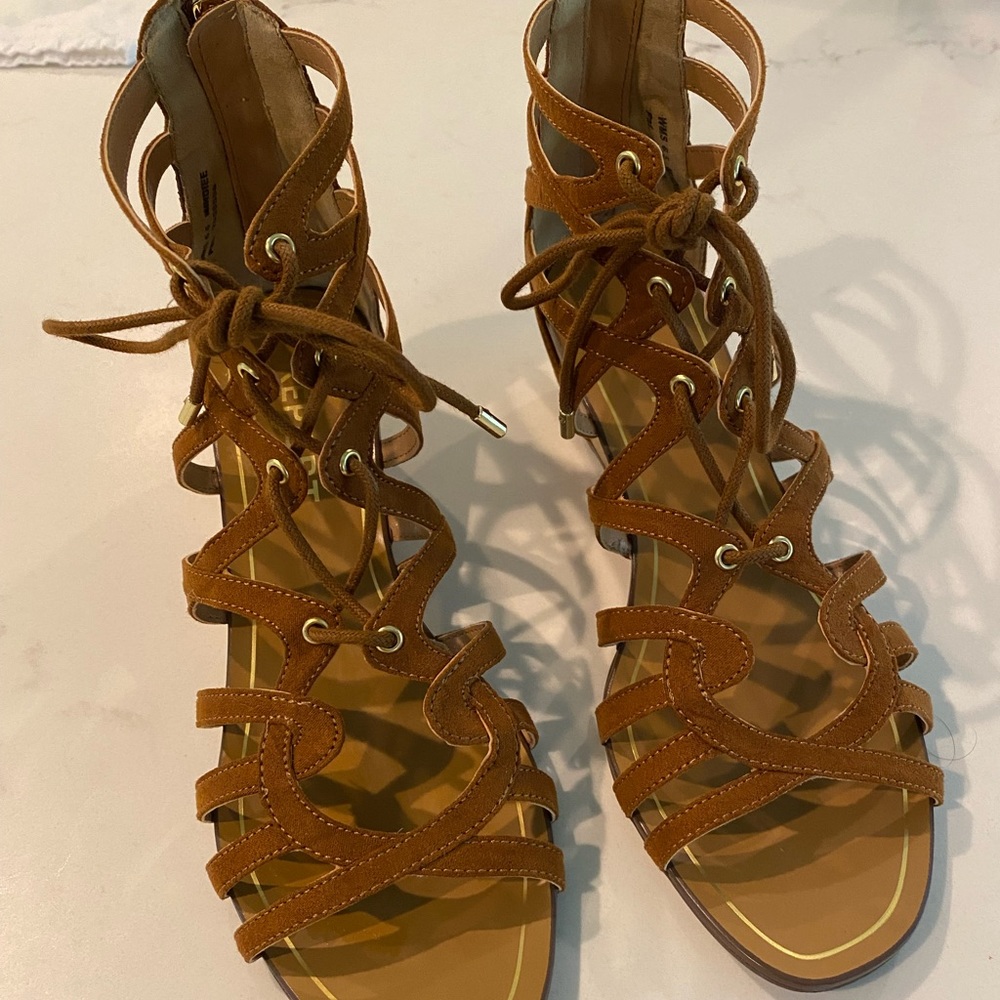 Report Mindiee Gladiator Sandals - Caramel